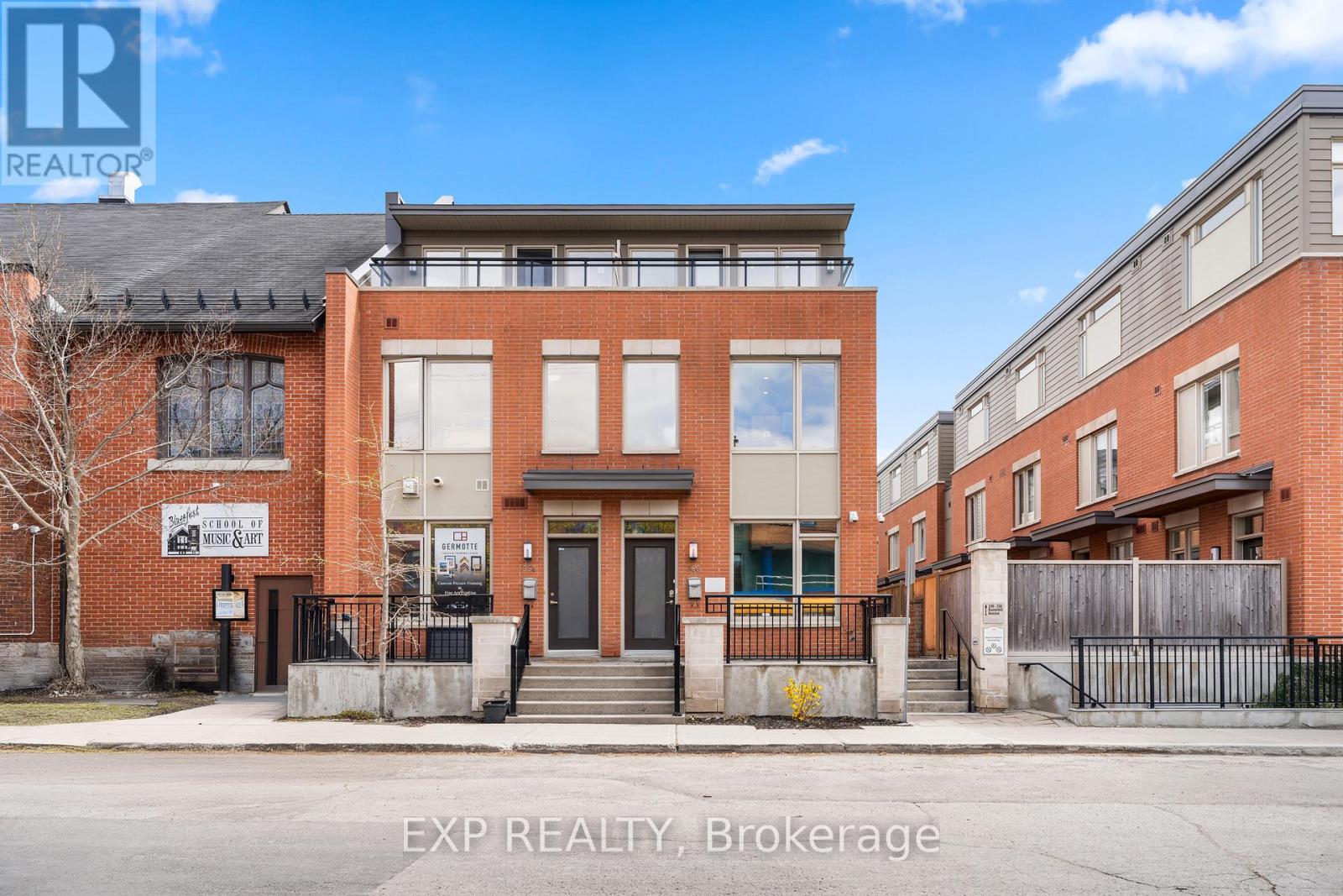 360 Ravenhill Avenue E, Ottawa, Ontario  K2A 1S5 - Photo 1 - X13151832