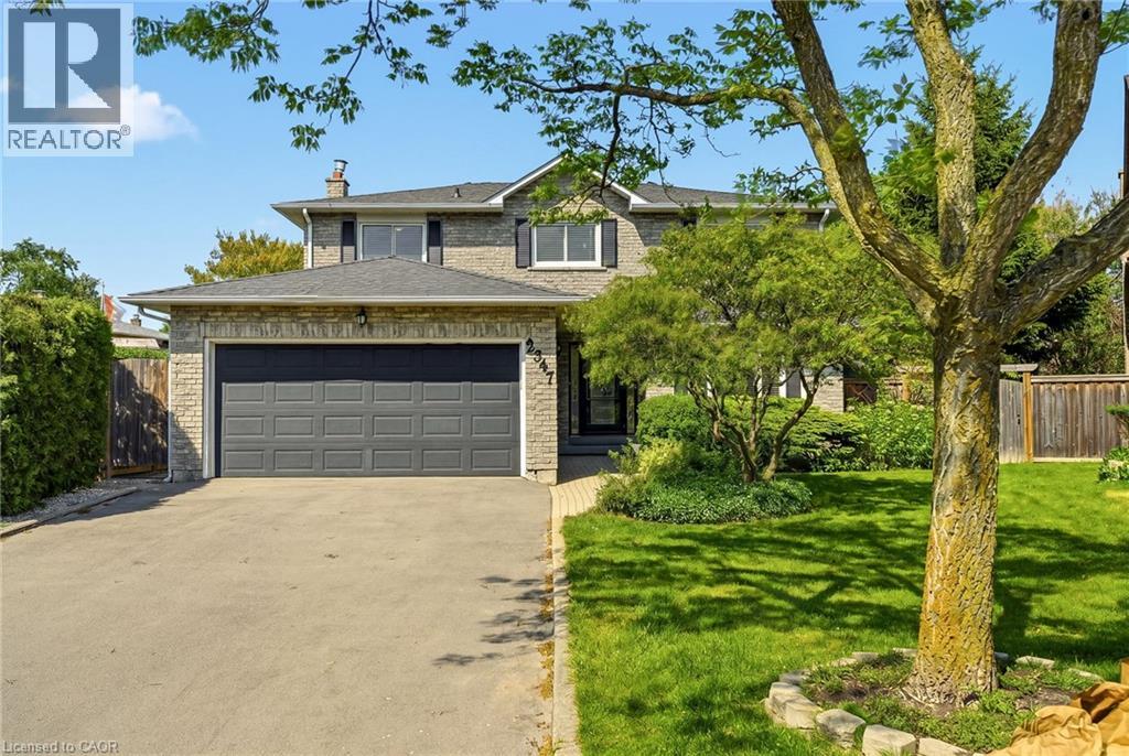 2347 Tweedsmuir Court, Burlington, Ontario  L7P 4K9 - Photo 1 - 40831998