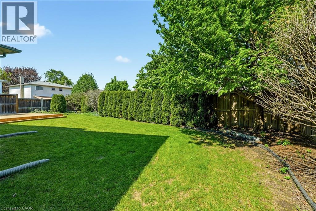 2347 Tweedsmuir Court, Burlington, Ontario  L7P 4K9 - Photo 46 - 40831998