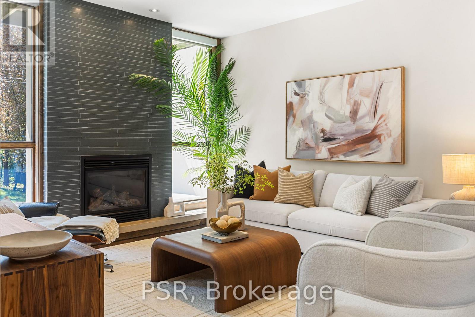 444 Winnett Avenue, Toronto, Ontario  M6C 3M4 - Photo 12 - C13146210