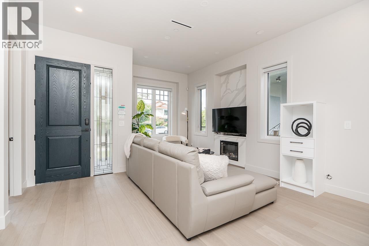 48 E 57th Avenue, Vancouver, British Columbia  V5X 1S4 - Photo 14 - R3122414