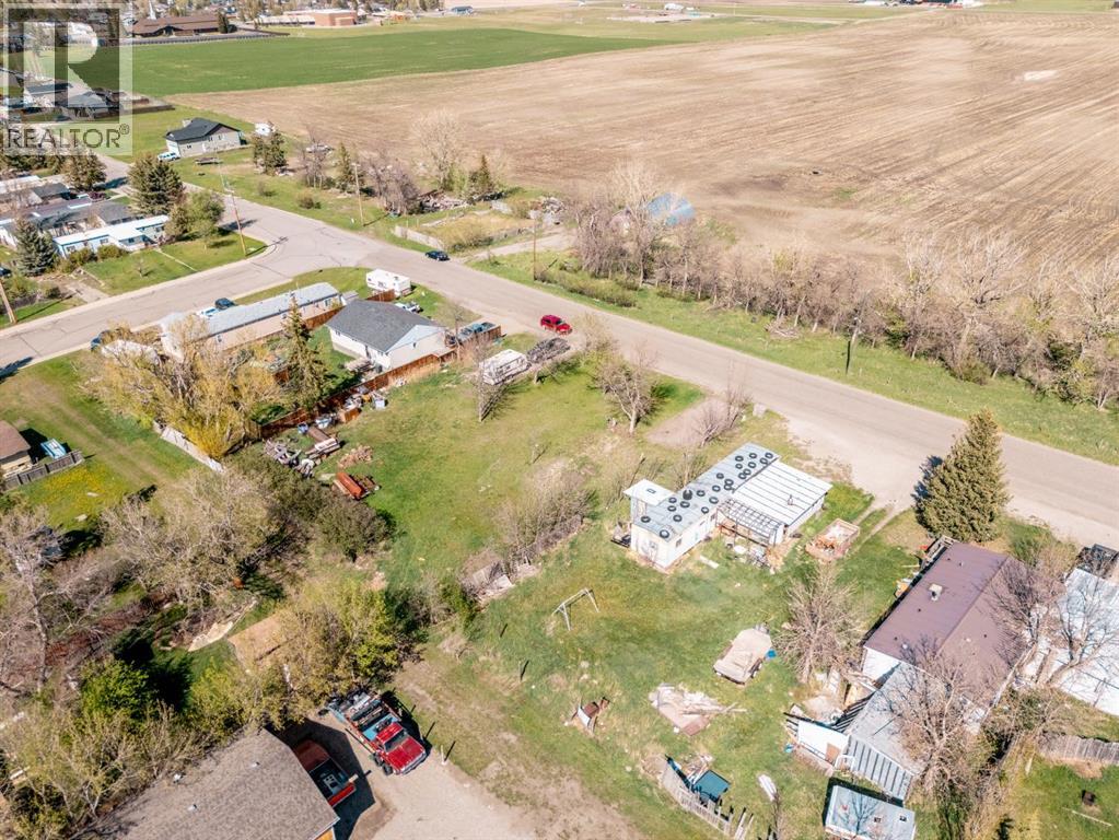 837 2 Street E, Cardston, Alberta  T0K 0K0 - Photo 8 - A2310459
