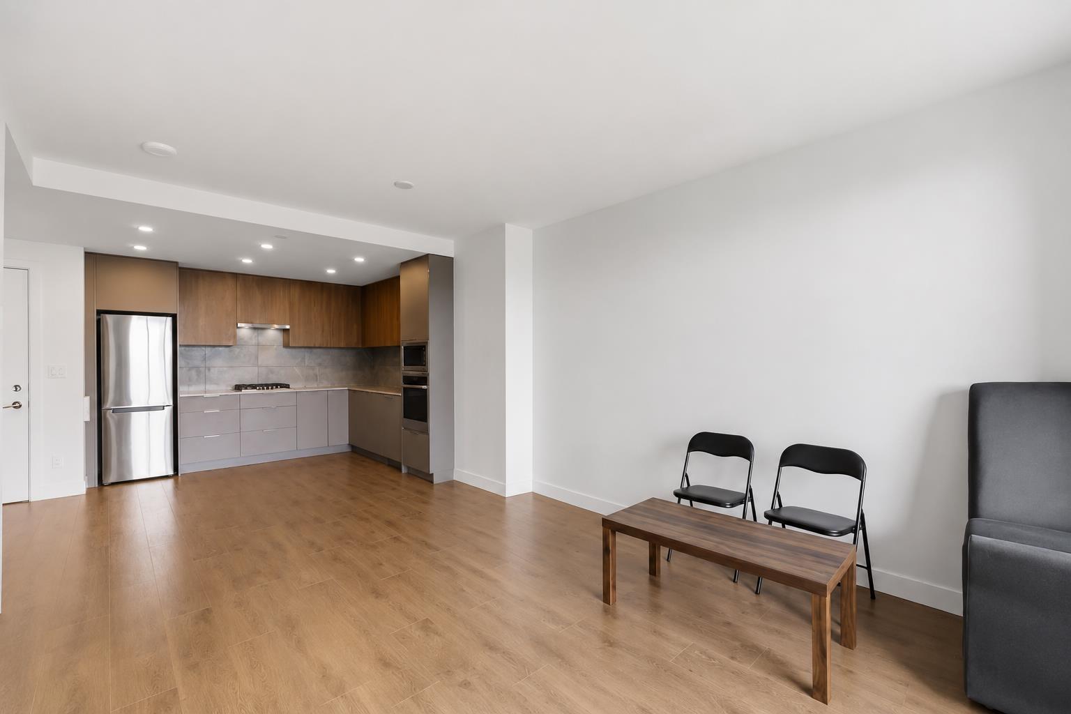 2401 13359 Old Yale Road, Surrey, British Columbia  V3T 0S4 - Photo 12 - R3125073