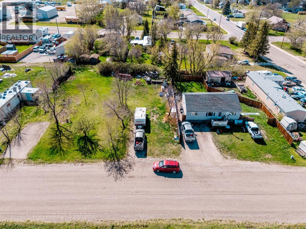 827 2 Street E, Cardston, Alberta  T0K 0K0 - Photo 5 - A2310496