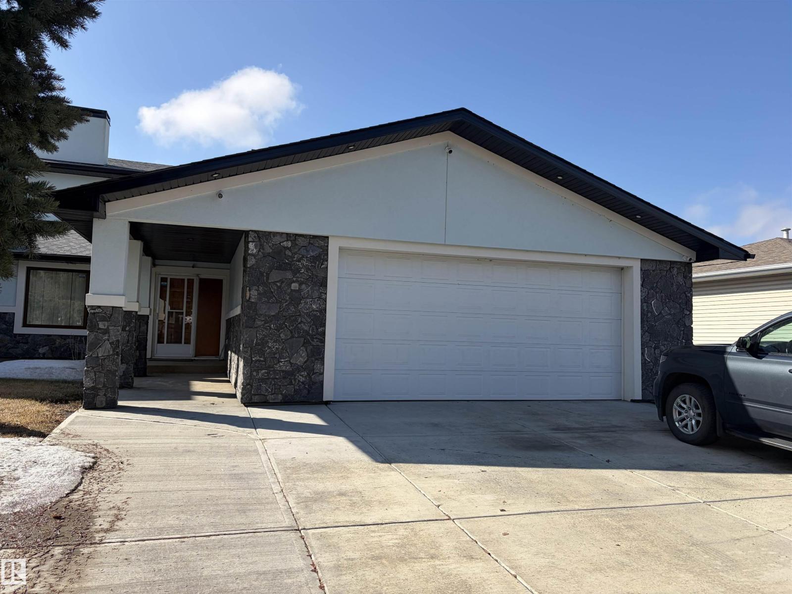 7007 10 AV NW, edmonton, Alberta