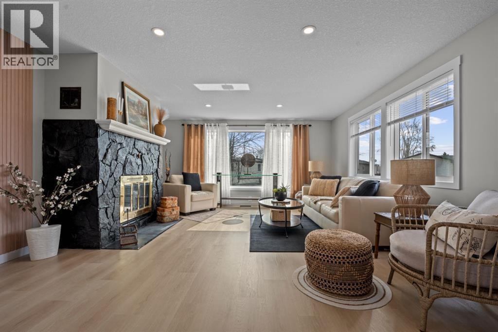 245, 99 Arbour Lake Road NW, Calgary, Alberta  T3G 4E4 - Photo 5 - A2303192