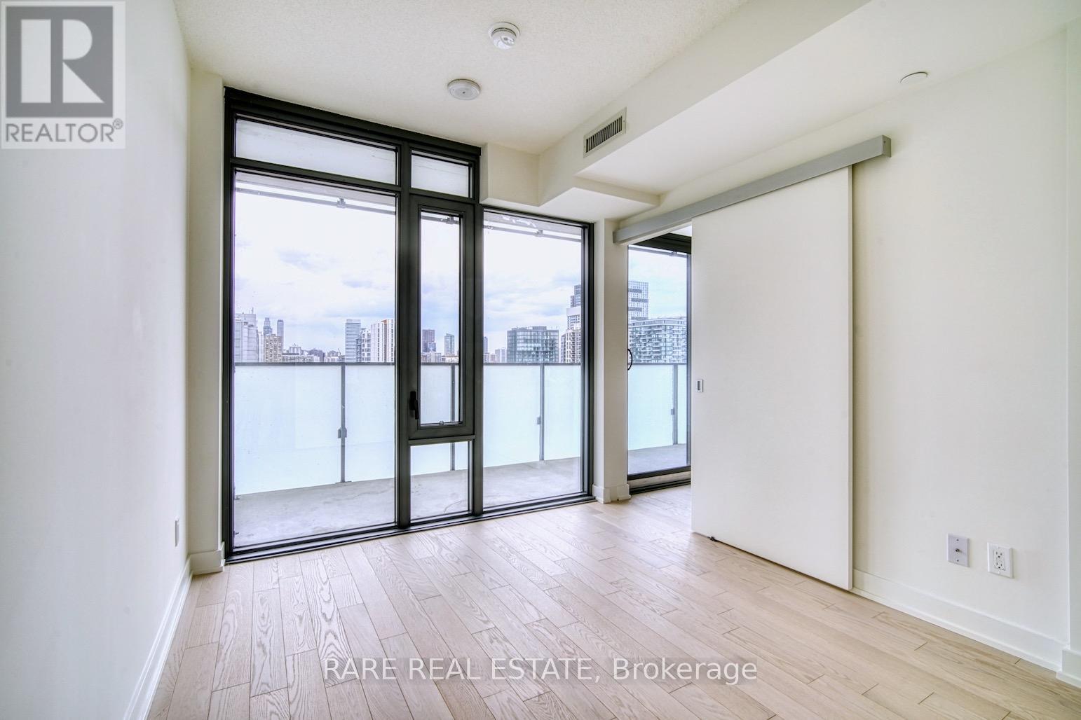 2016 - 25 Richmond Street E, Toronto, Ontario  M5C 0A6 - Photo 4 - C13151878