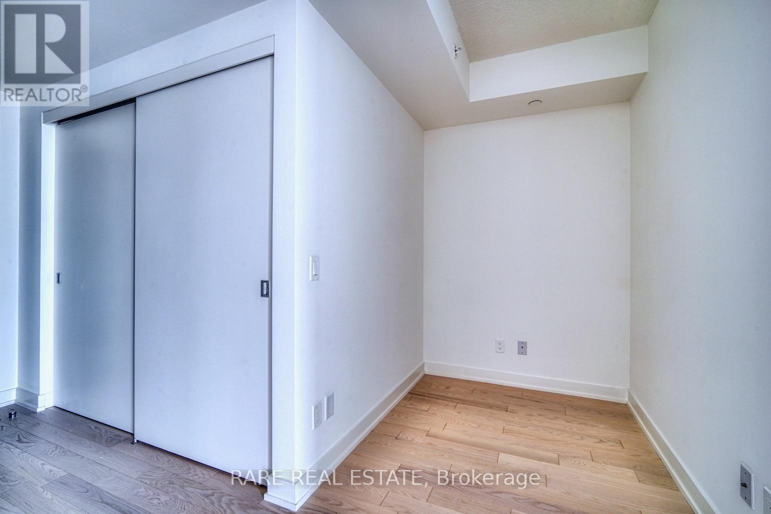 2016 - 25 Richmond Street E, Toronto, Ontario  M5C 0A6 - Photo 6 - C13151878