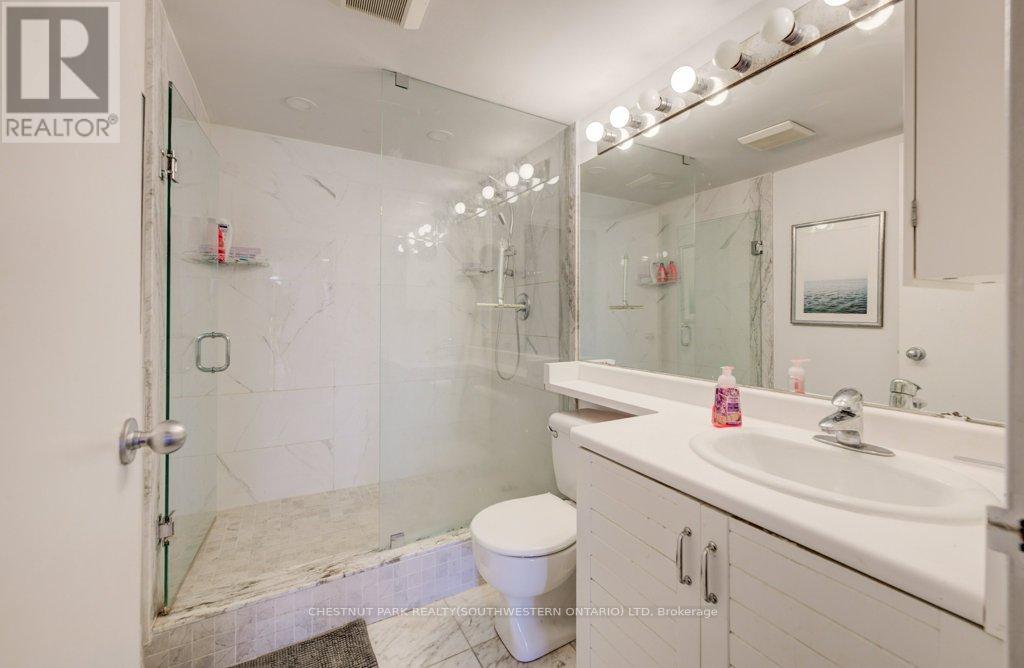1017 - 33 Harbour Square, Toronto, Ontario M5J 2G2 - Photo 28 - C13151880