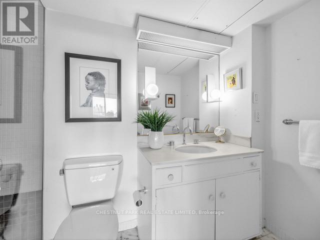 1404 - 20 Avoca Avenue, Toronto, Ontario  M4T 2B8 - Photo 13 - C13151934