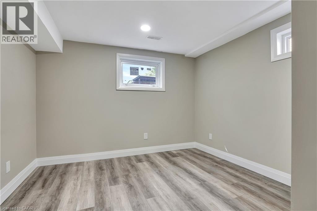 38 Lorraine Drive Unit# B, Cambridge, Ontario  N1R 6P6 - Photo 13 - 40823109