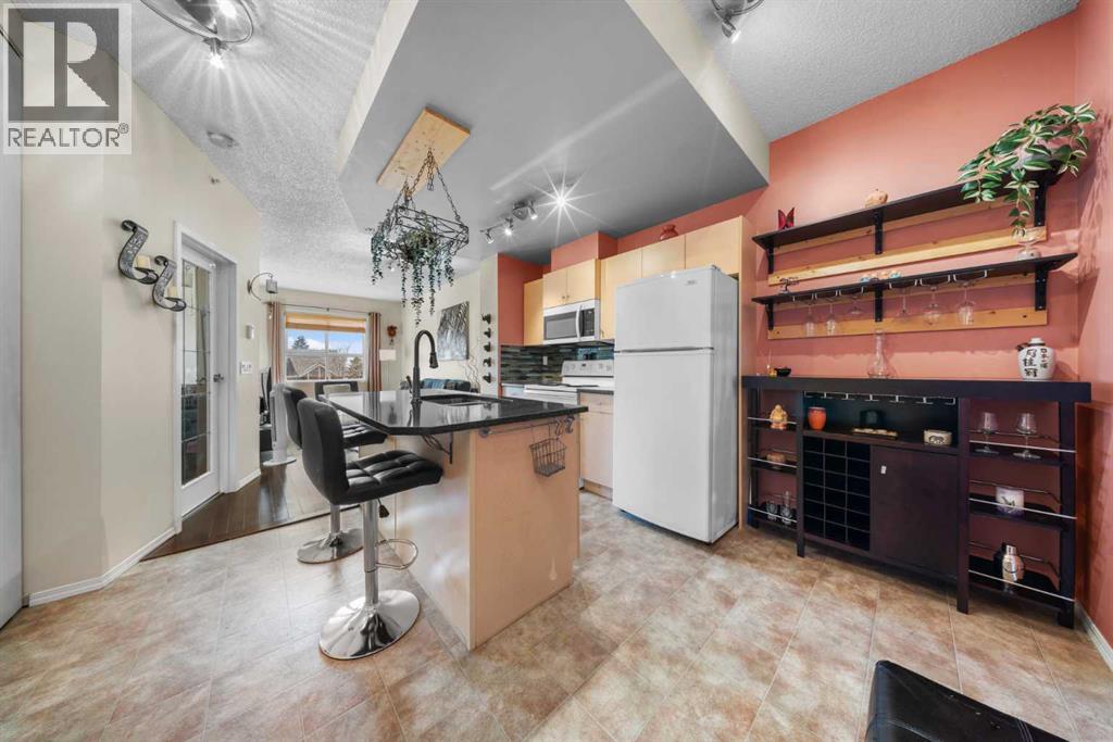 3206, 73 Erin Woods Court SE, Calgary, Alberta  T2B 3V2 - Photo 6 - A2308406