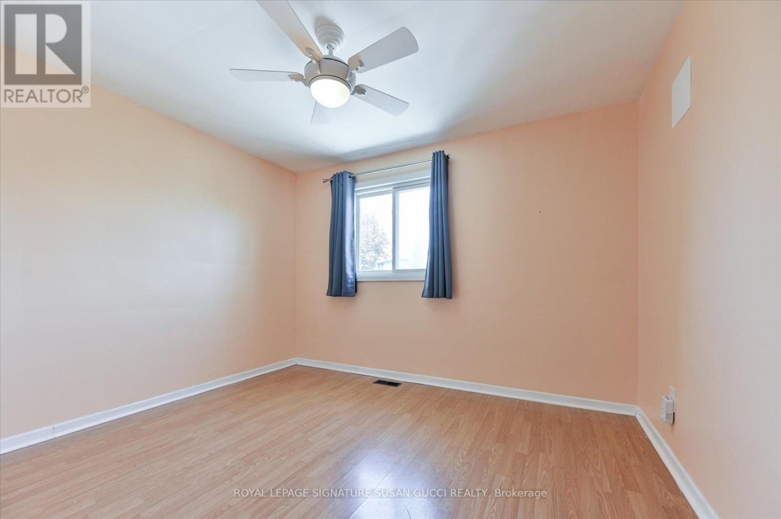 86 Barker Avenue, Toronto, Ontario  M4C 2N6 - Photo 20 - E13151904