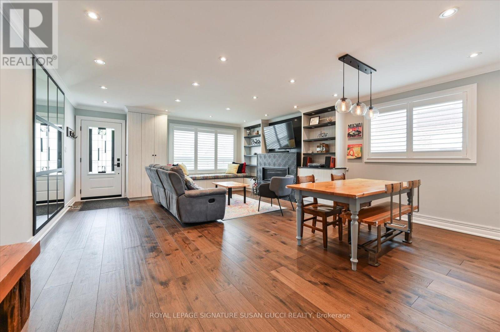 86 Barker Avenue, Toronto, Ontario  M4C 2N6 - Photo 9 - E13151904