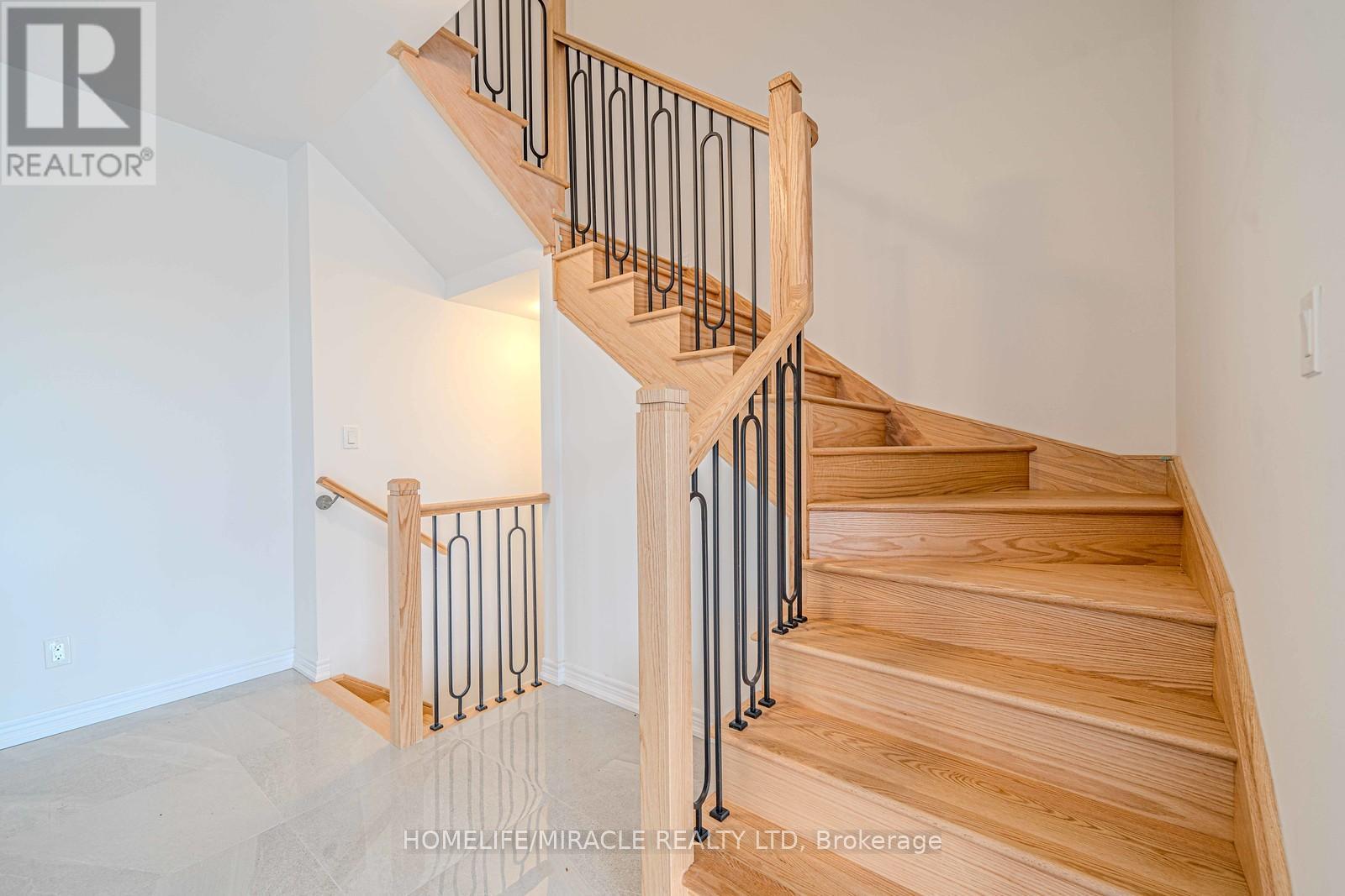 1054 Lockie Drive, Oshawa, Ontario L1H 8L7 - Photo 21 - E13151960