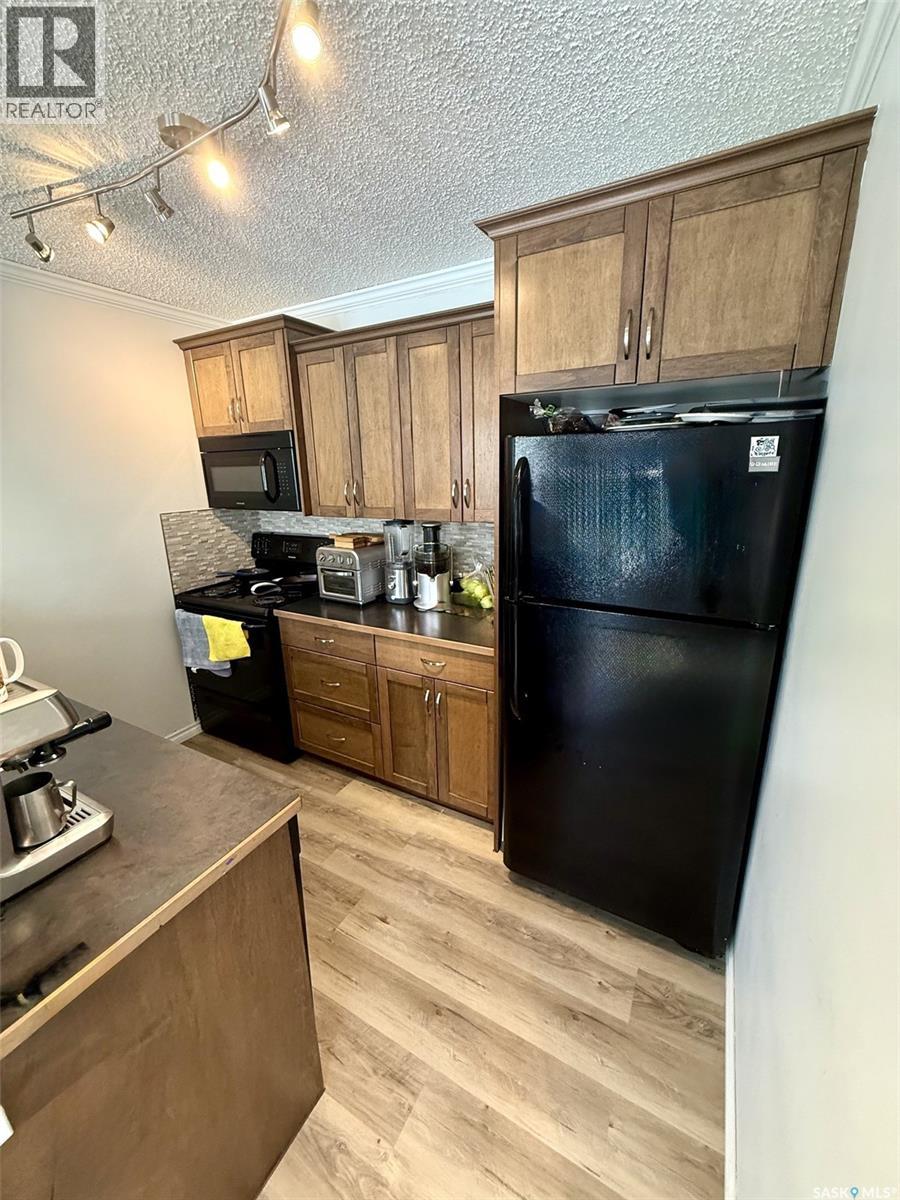 203 148 Catherine Street, Yorkton, Saskatchewan  S3N 4J6 - Photo 2 - SK036453
