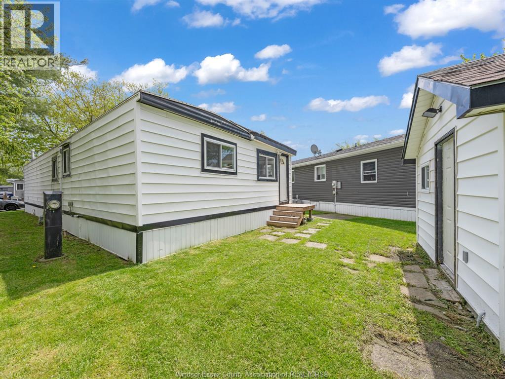 178 Neil Court, Essex, Ontario  N8M 2A6 - Photo 9 - 26011664