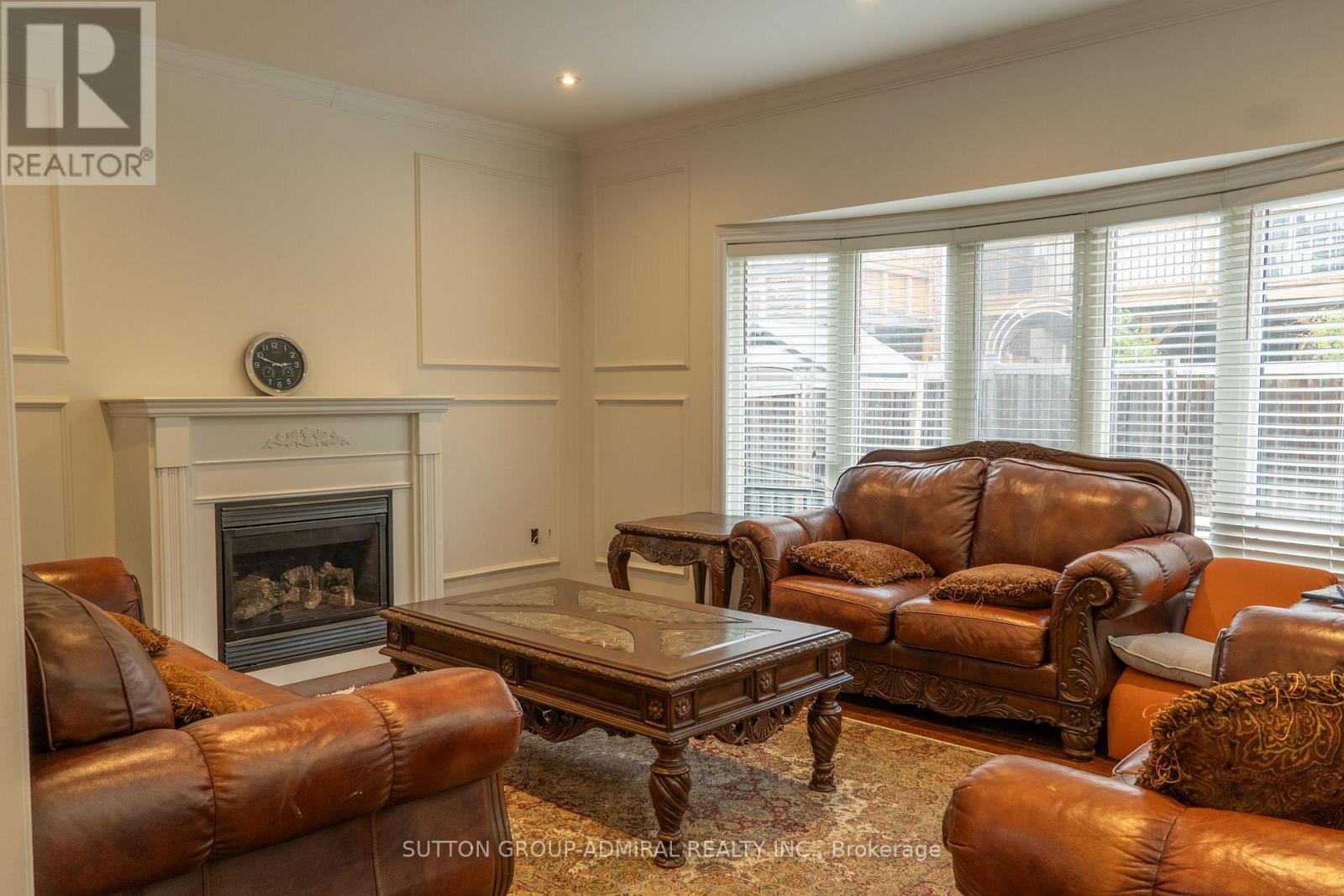 Main & 2nd Floor - 29 Wendelyn Drive, Richmond Hill, Ontario  L4E 0P8 - Photo 15 - N13151948