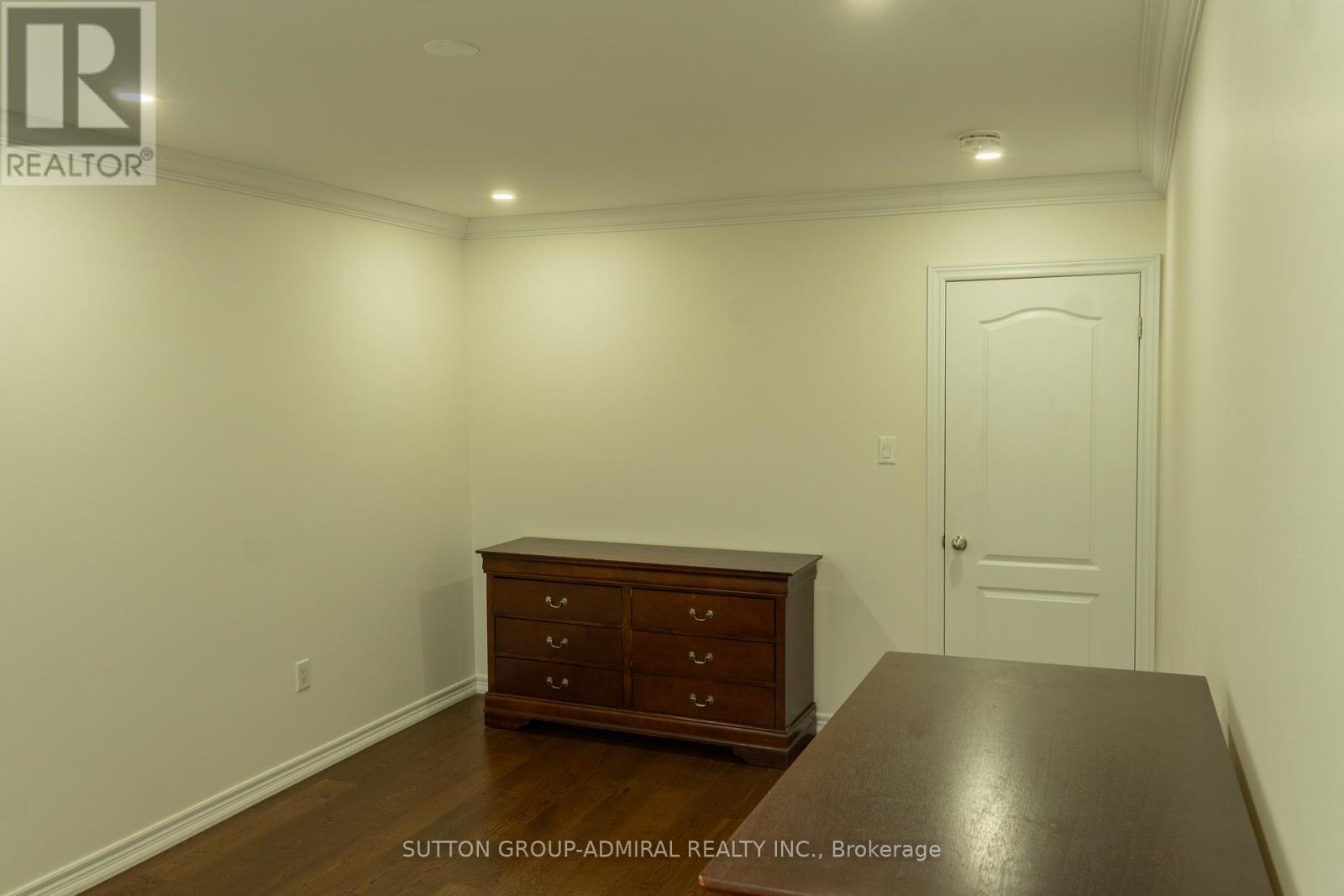 Main & 2nd Floor - 29 Wendelyn Drive, Richmond Hill, Ontario  L4E 0P8 - Photo 25 - N13151948