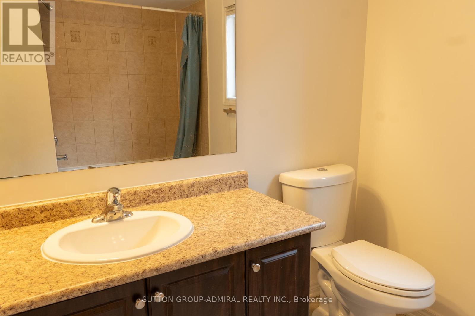 Main & 2nd Floor - 29 Wendelyn Drive, Richmond Hill, Ontario  L4E 0P8 - Photo 27 - N13151948