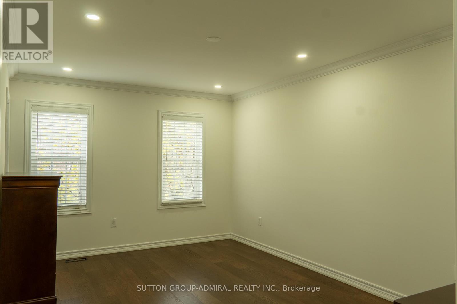 Main & 2nd Floor - 29 Wendelyn Drive, Richmond Hill, Ontario  L4E 0P8 - Photo 40 - N13151948