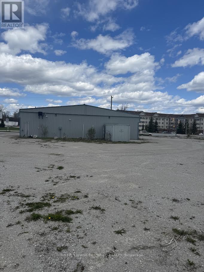 299 Atherley Road, Orillia, Ontario  L3V 3Y9 - Photo 3 - S13151886