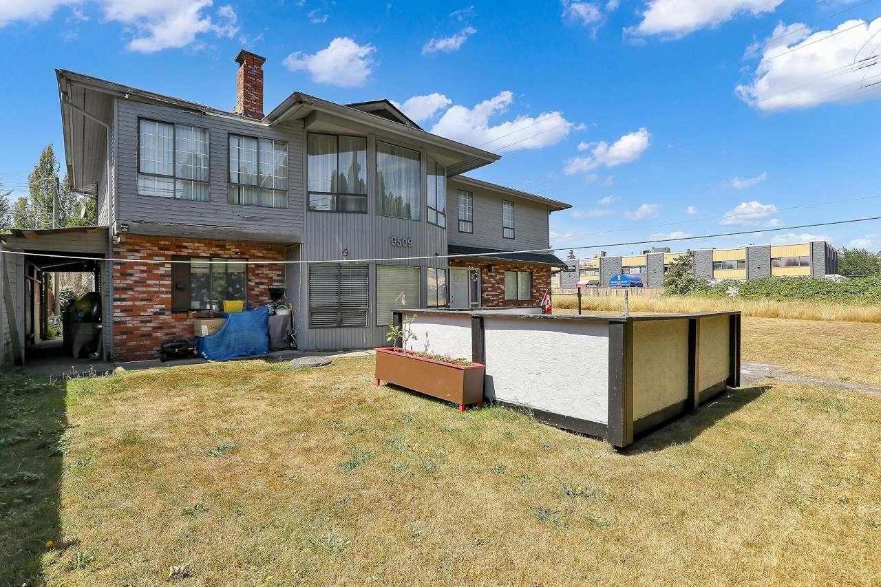 9509 152 Street, Surrey, British Columbia  V3R 5Y5 - Photo 10 - C8078889