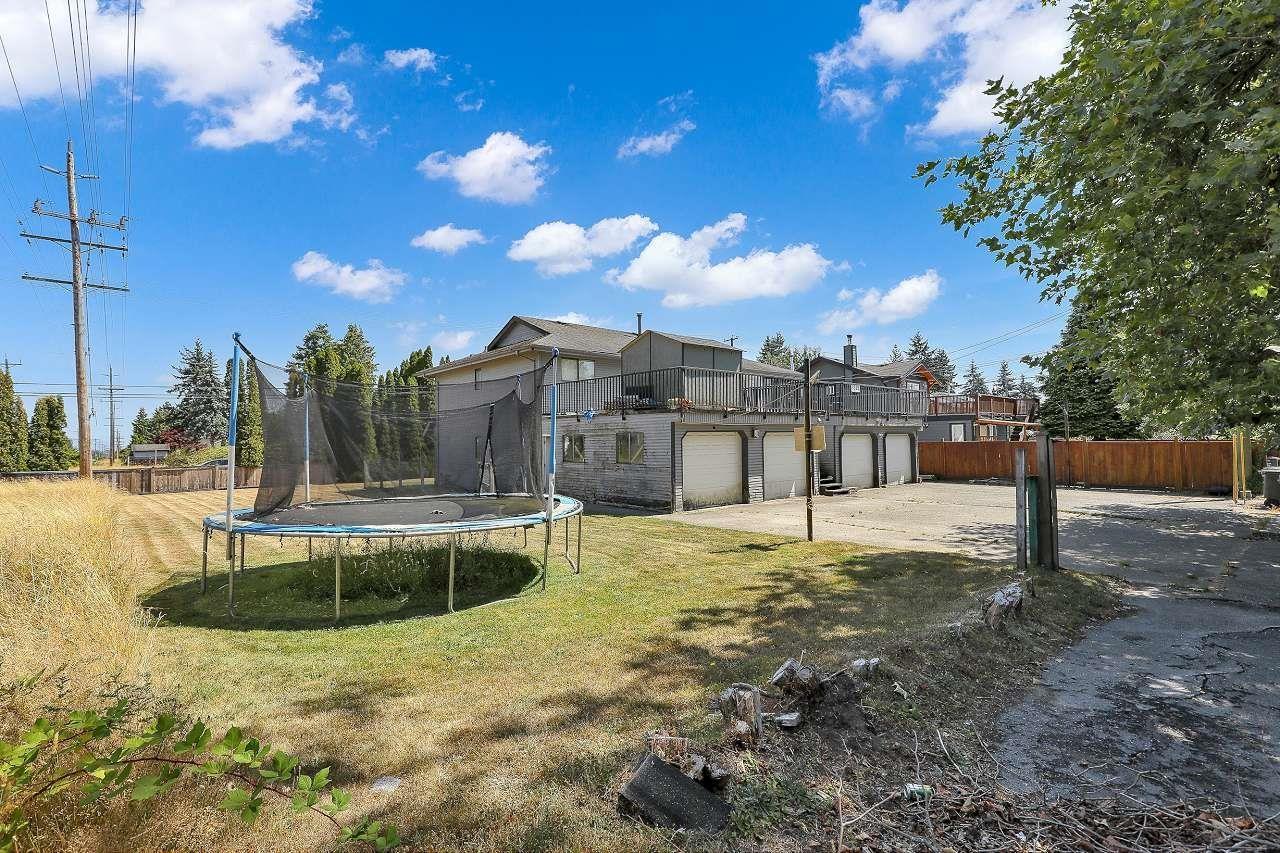 9509 152 Street, Surrey, British Columbia  V3R 5Y5 - Photo 5 - C8078889