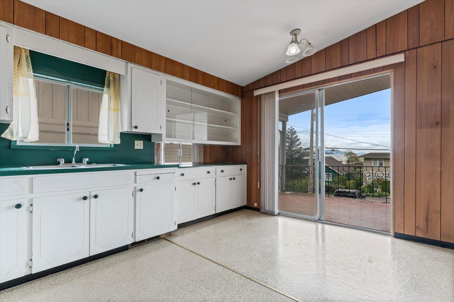 14667 W Beach Avenue, White Rock, British Columbia  V4B 2T9 - Photo 14 - R3096917
