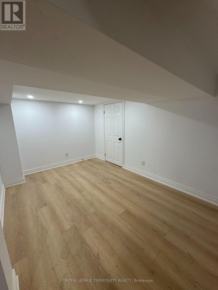191 Finch Avenue W, Toronto, Ontario  M2R 1M2 - Photo 7 - C13040054