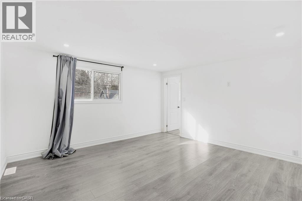 68 York Road, Dundas, Ontario  L9H 1L7 - Photo 13 - 40827785