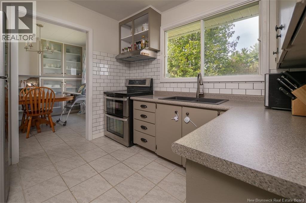 760 Mcevoy Street, Fredericton, New Brunswick  E3A 3B7 - Photo 8 - NB139775