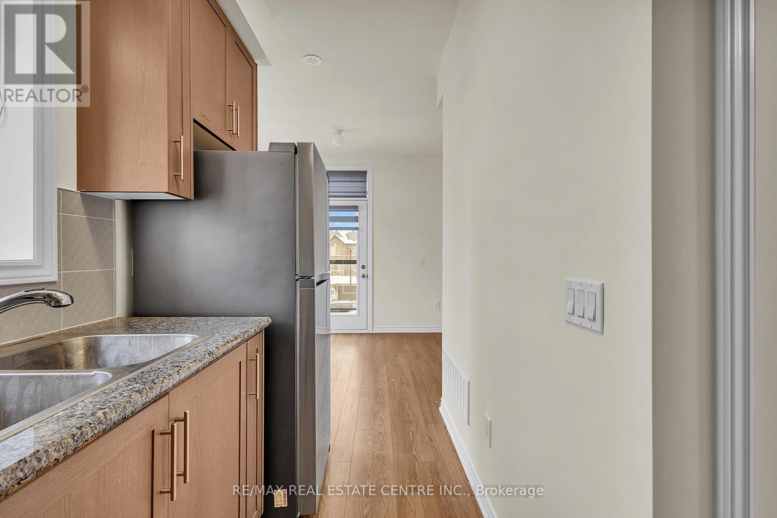 G-32 (312) - 10 Halliford Place, Brampton, Ontario L6P 0N5 - Photo 7 - W13151868