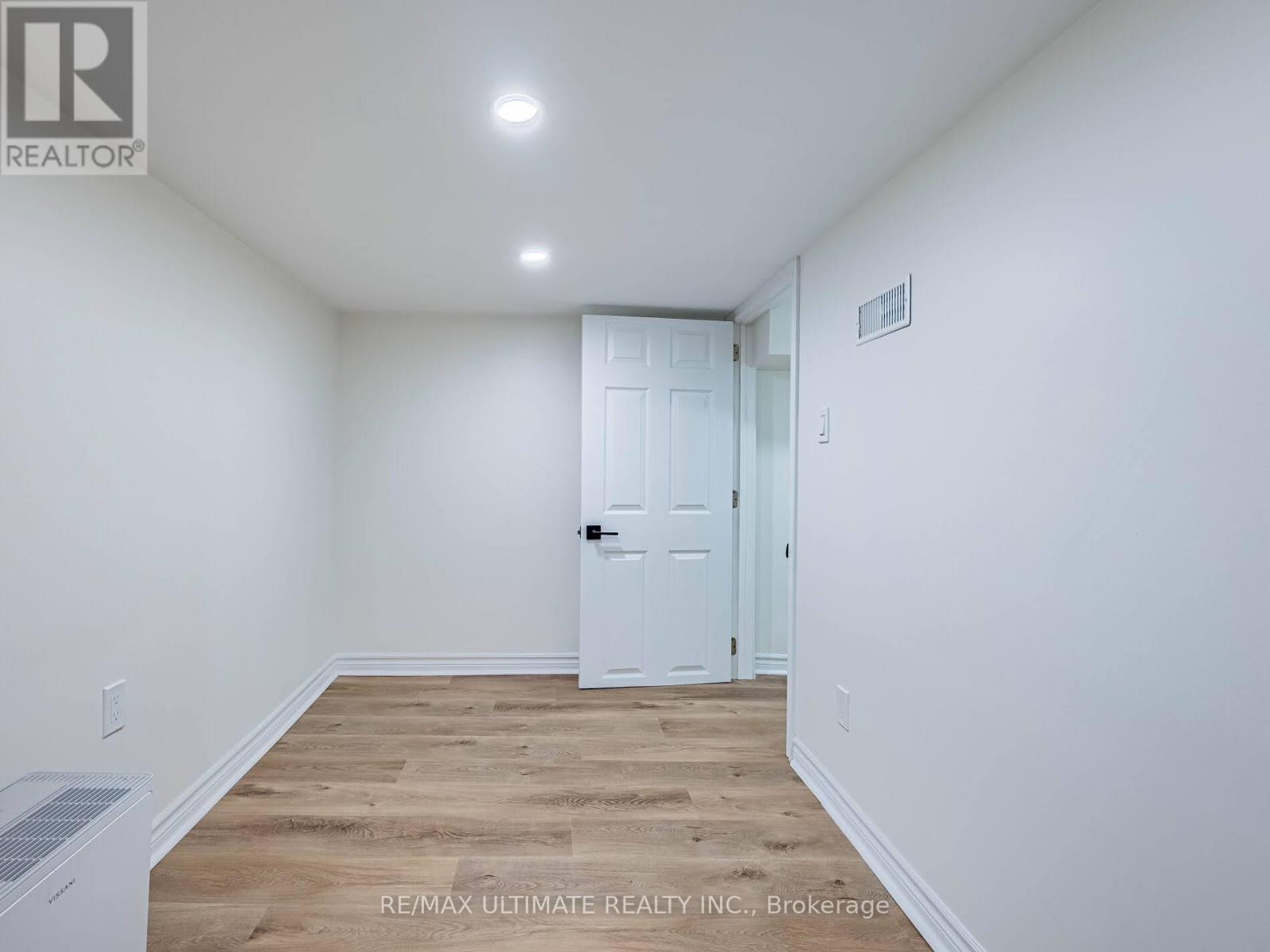 918 Ossington Avenue, Toronto, Ontario M6G 3V1 - Photo 41 - W13151914