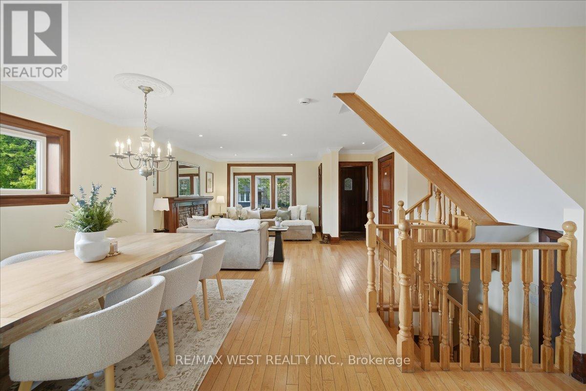 69 Mayfield Avenue, Toronto, Ontario  M6S 1K4 - Photo 10 - W13151922
