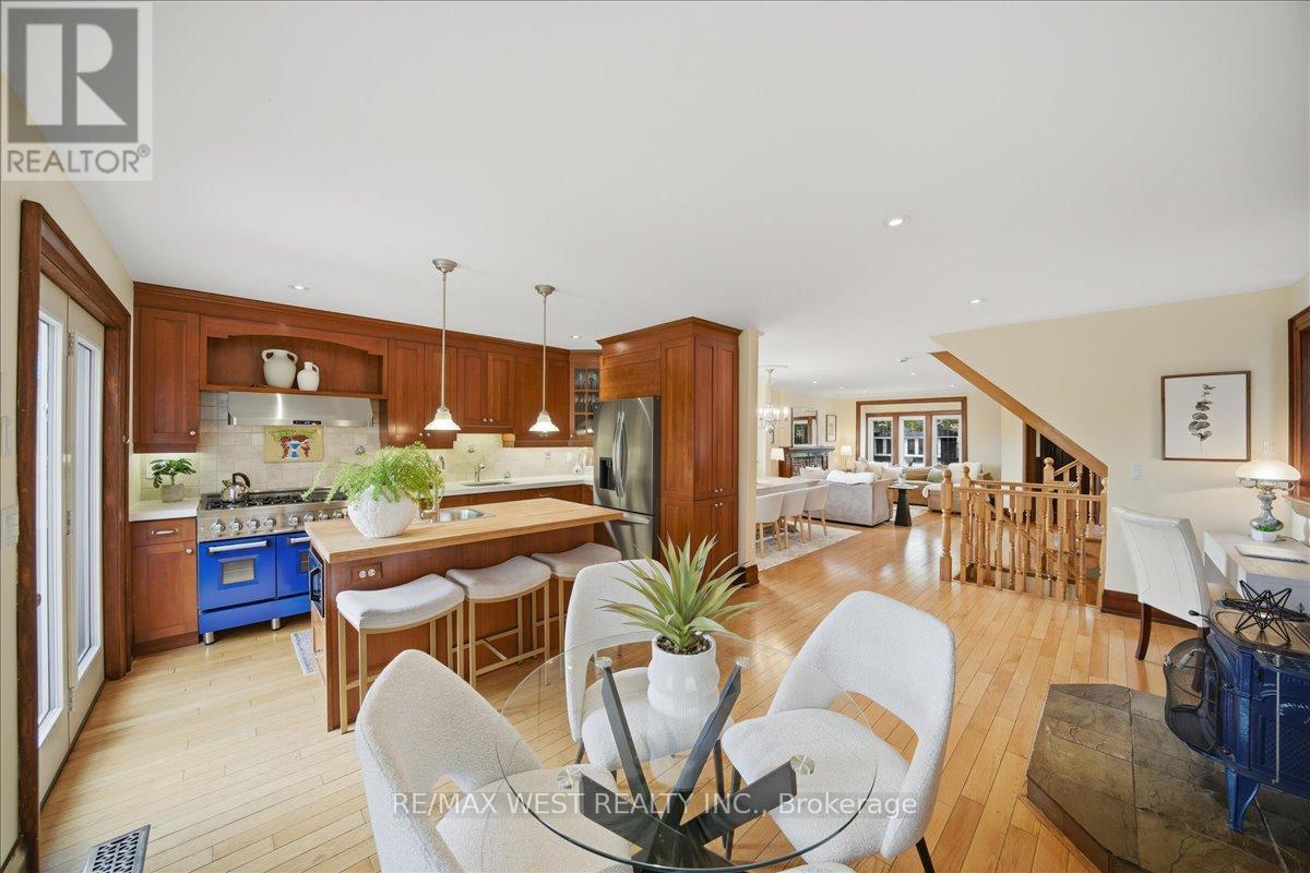69 Mayfield Avenue, Toronto, Ontario  M6S 1K4 - Photo 15 - W13151922
