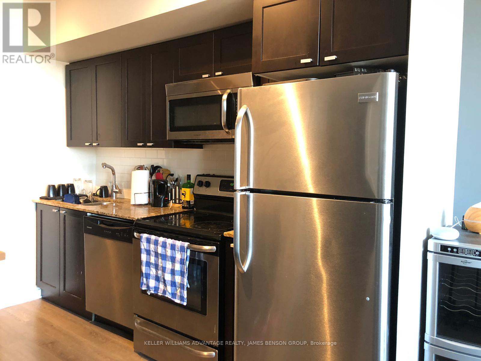 1604 - 105 The Queensway Avenue, Toronto, Ontario  M6S 5B5 - Photo 4 - W13151930