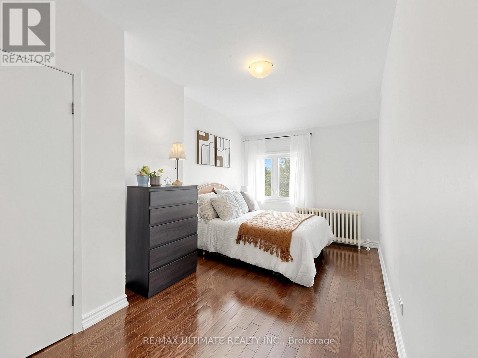35 Blackthorn Avenue, Toronto, Ontario M6N 3H4 - Photo 23 - W13120942