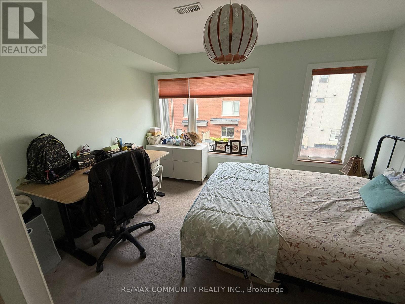 46 Sarah Jackson Crescent, Toronto, Ontario M3K 0B6 - Photo 11 - W13027892