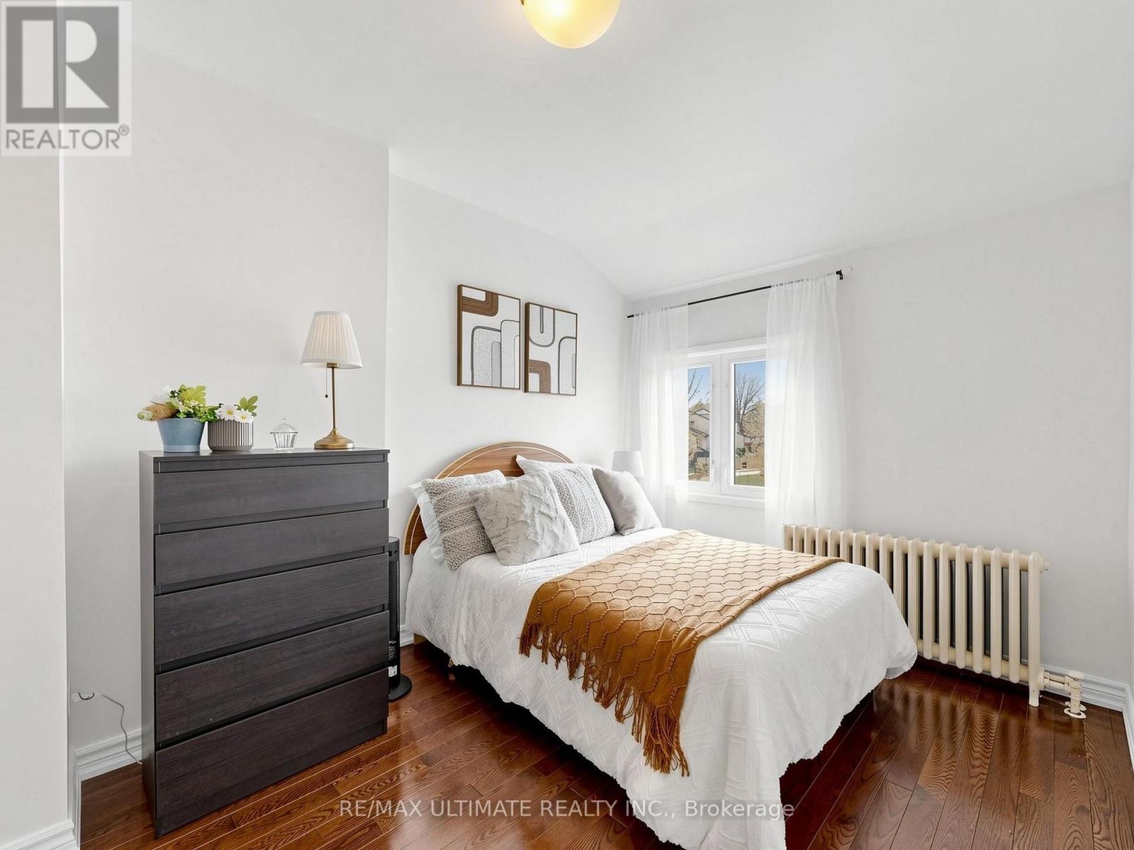 35 Blackthorn Avenue, Toronto, Ontario M6N 3H4 - Photo 24 - W13120942