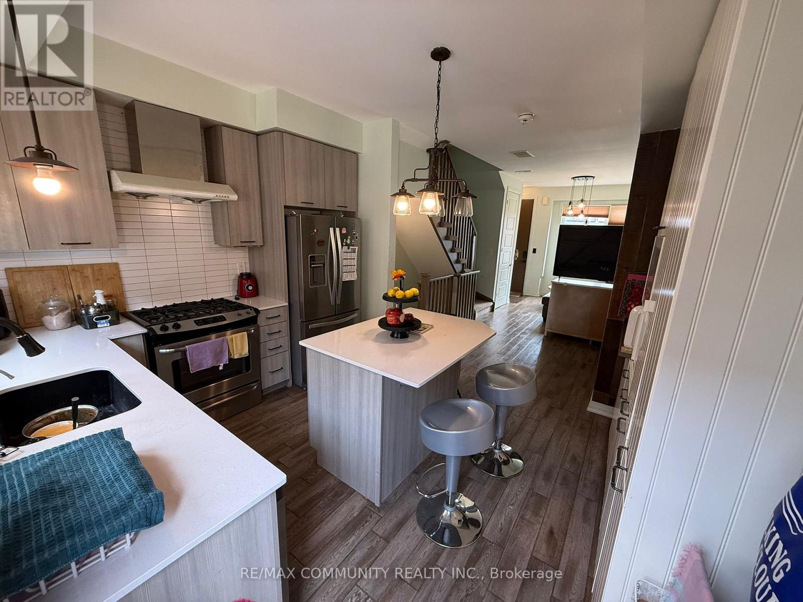 46 Sarah Jackson Crescent, Toronto, Ontario M3K 0B6 - Photo 7 - W13027892