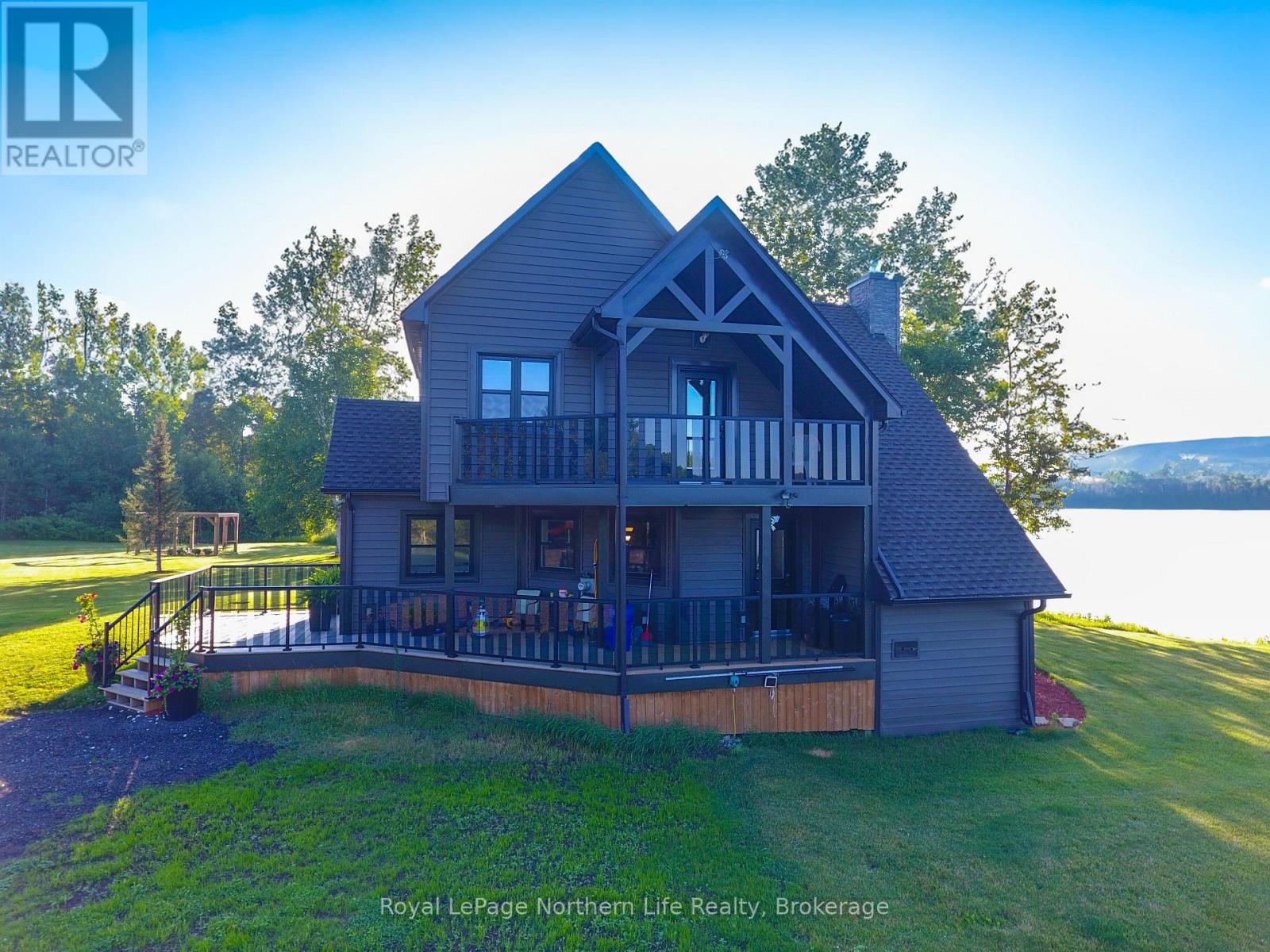 33 White Bear Court, Temagami, Ontario  P0H 2H0 - Photo 3 - X12052902