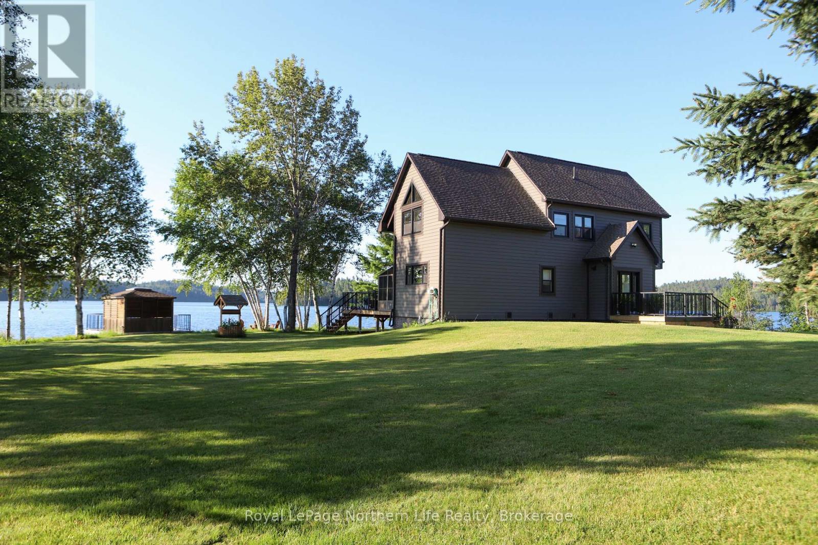 33 White Bear Court, Temagami, Ontario  P0H 2H0 - Photo 4 - X12052902