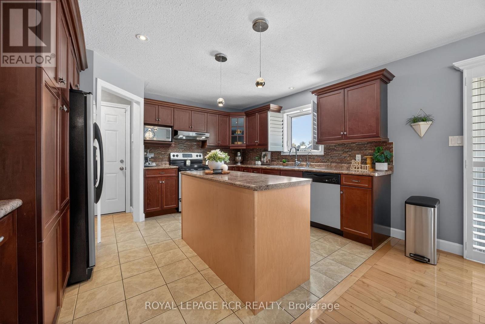 17 Deaken Drive, East Luther Grand Valley, Ontario  L9W 0Z8 - Photo 11 - X12791282