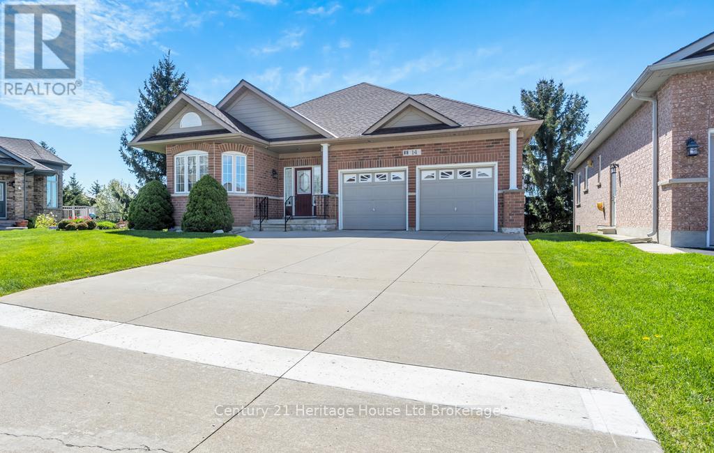 14 Green Gable Place, Woodstock, Ontario N4T 1W6 - Photo 2 - X13152026