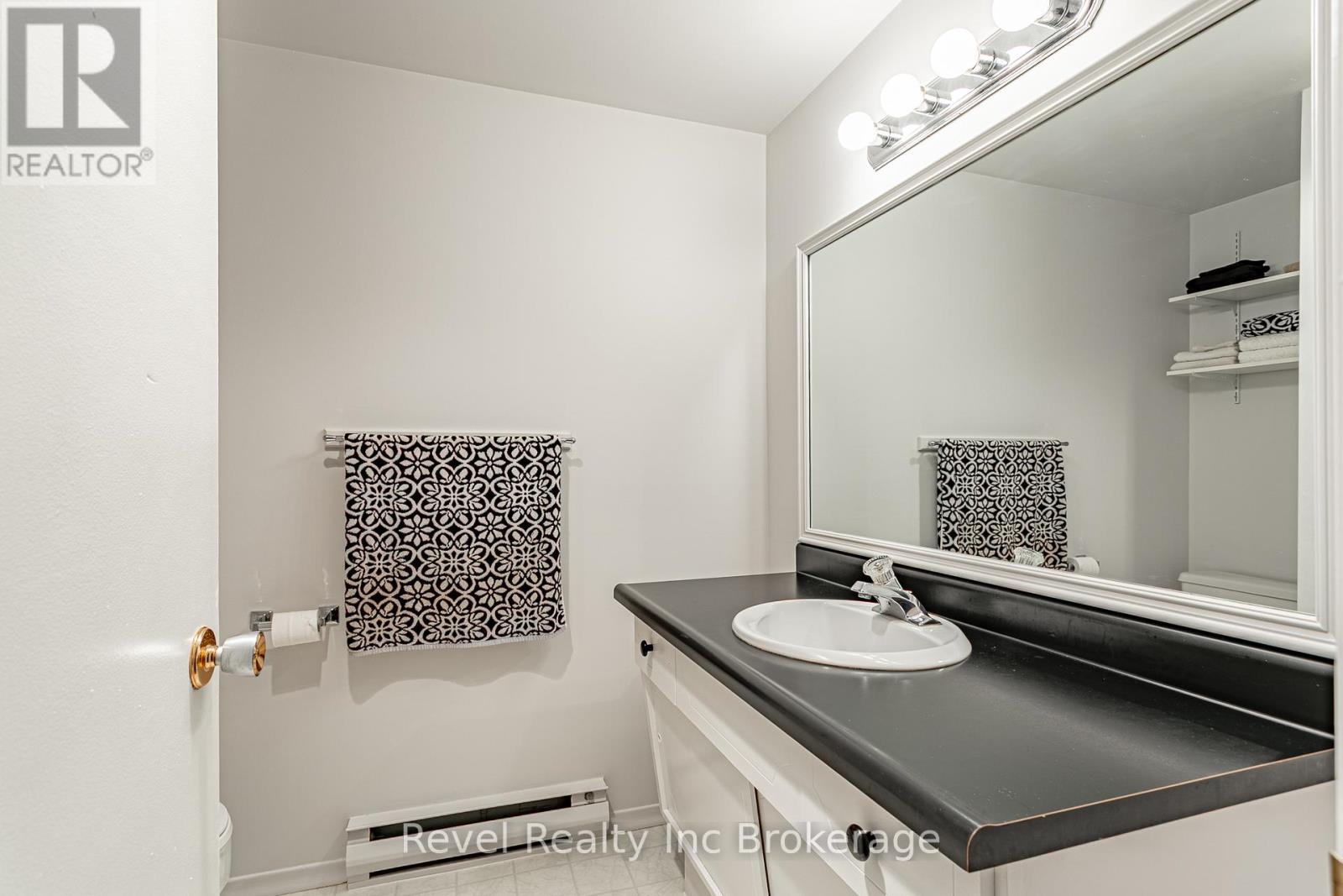793 Gladstone Drive, Woodstock, Ontario N4S 5T3 - Photo 31 - X13152096