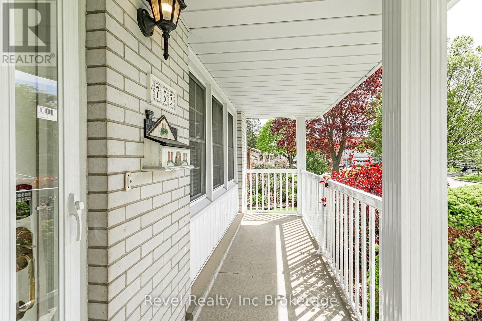 793 Gladstone Drive, Woodstock, Ontario N4S 5T3 - Photo 5 - X13152096