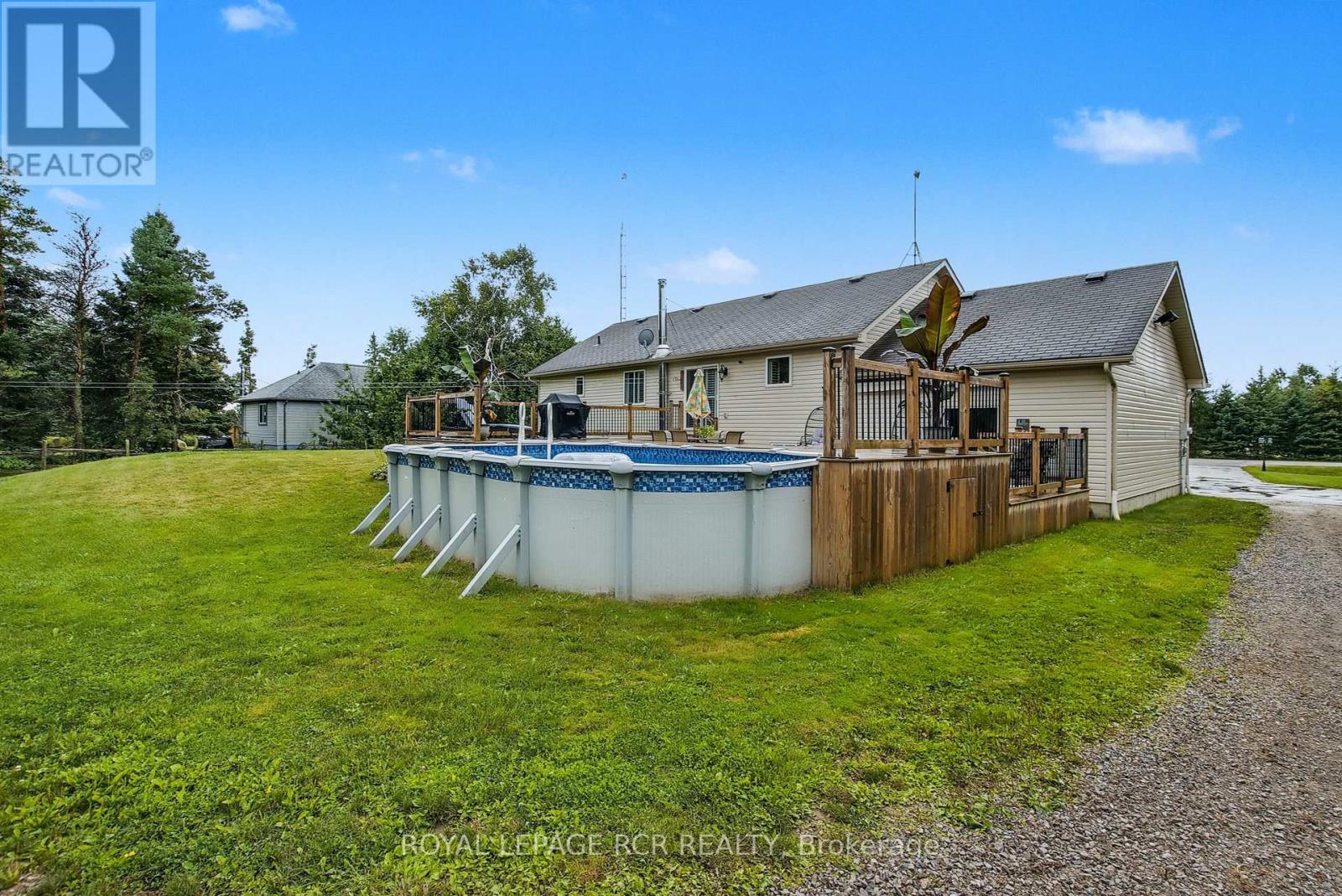 17 Deaken Drive, East Luther Grand Valley, Ontario  L9W 0Z8 - Photo 37 - X12791282