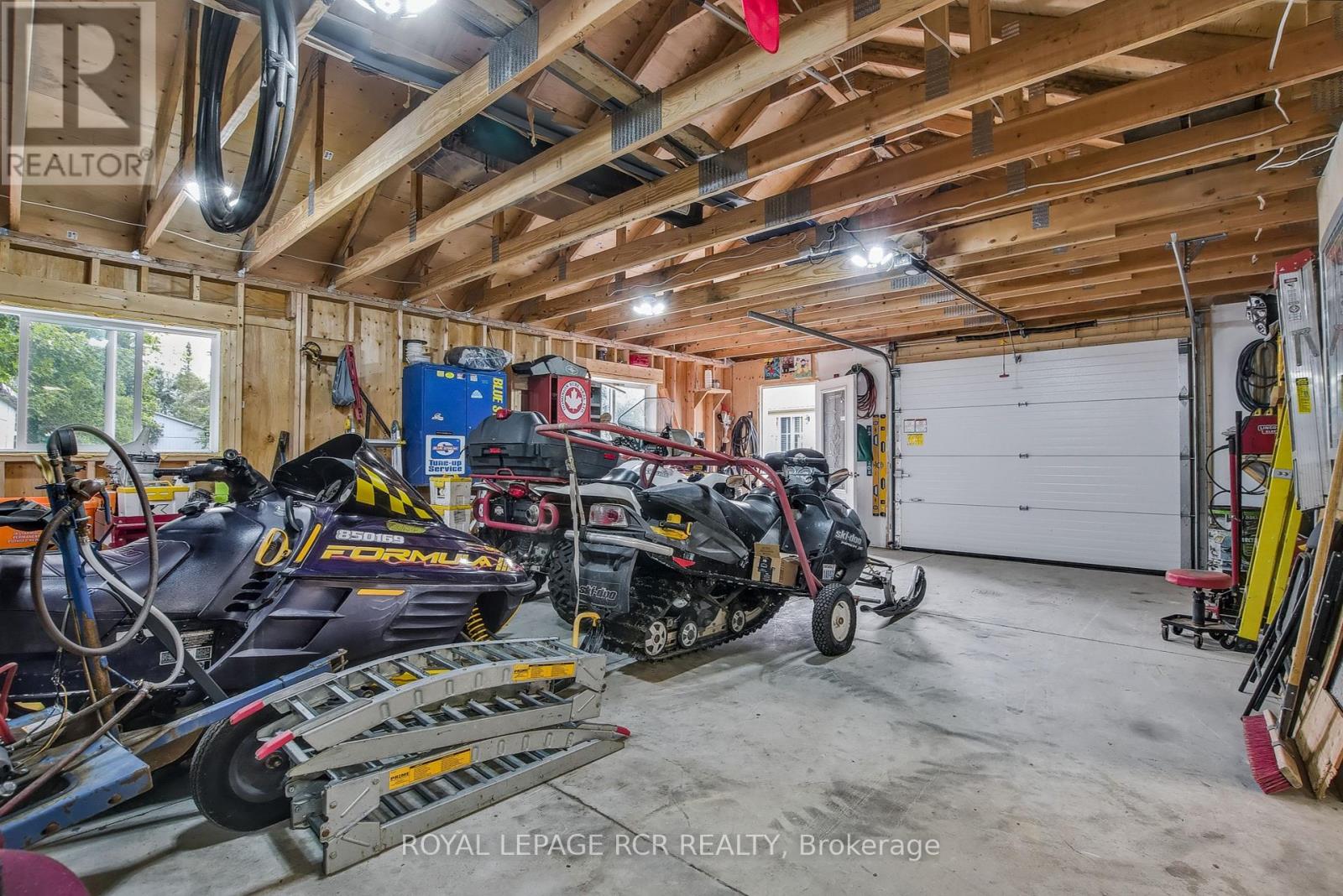 17 Deaken Drive, East Luther Grand Valley, Ontario  L9W 0Z8 - Photo 47 - X12791282