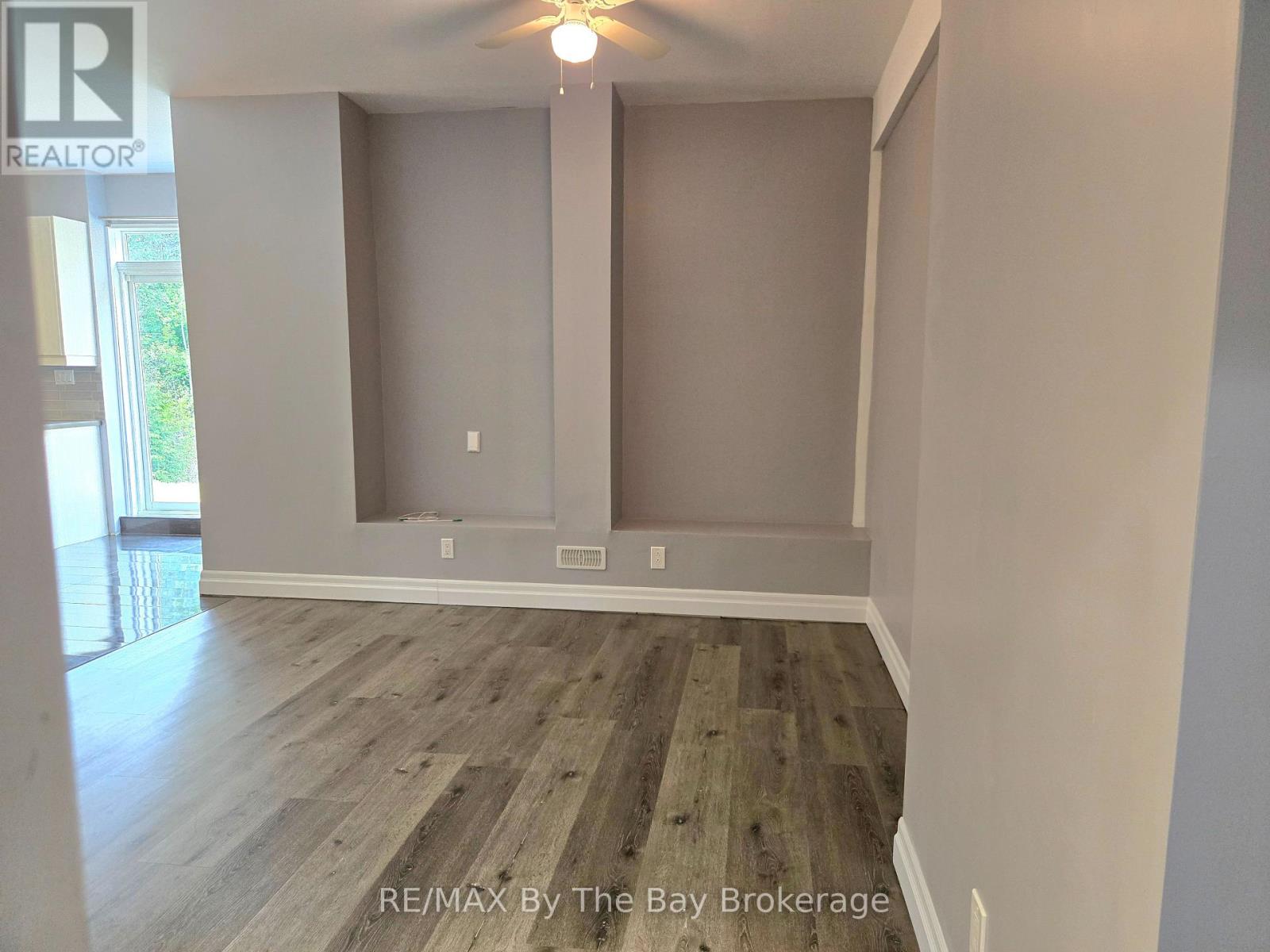 # Lower - 93 Allegra Drive, Wasaga Beach, Ontario  L9Z 1P2 - Photo 11 - S13152148